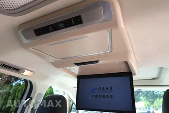 2023 Toyota Sienna XLE 7-Passenger 120.5" WB - miniatura 55