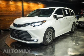 2023 Toyota Sienna XLE 7-Passenger 120.5" WB - miniatura 2