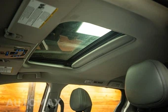 2023 Toyota Sienna XLE 7-Passenger 120.5" WB - miniatura 24