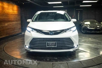 2023 Toyota Sienna XLE 7-Passenger 120.5" WB - miniatura 4