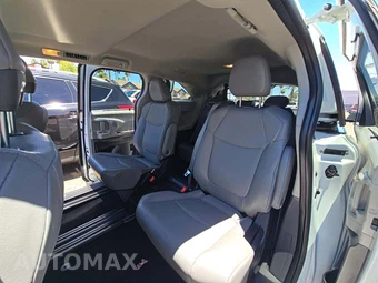 2023 Toyota Sienna XLE 8-Passenger 120.5" WB - miniatura 13