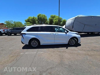 2023 Toyota Sienna XLE 8-Passenger 120.5" WB - miniatura 4