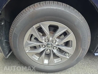 2023 Toyota Sienna XLE 8-Passenger 120.5" WB - miniatura 20