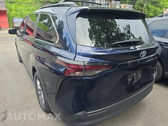 2023 Toyota Sienna XLE 8-Passenger 120.5" WB - miniatura 6