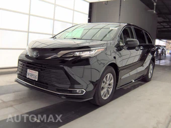 2023 Toyota Sienna XLE 8-Passenger 120.5" WB