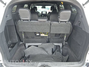 2023 Toyota Sienna XSE 25th Anniversary 7-Passenger 120.5" WB - miniatura 17