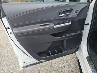 2023 Toyota Sienna XSE 25th Anniversary 7-Passenger 120.5" WB - miniatura 9