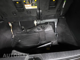 2023 Toyota Sienna XSE 7-Passenger 120.5" WB - miniatura 18