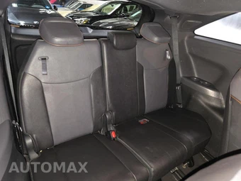 2023 Toyota Sienna XSE 7-Passenger 120.5" WB - miniatura 28