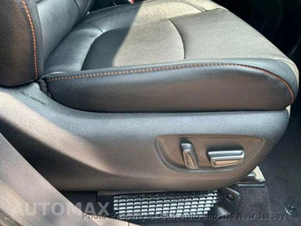 2023 Toyota Sienna XSE 7-Passenger 120.5" WB - miniatura 56