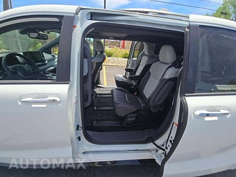 2023 Toyota Sienna XSE 7-Passenger 120.5" WB - miniatura 10