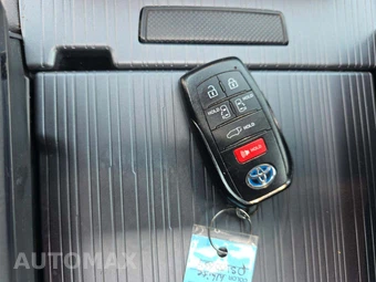 2023 Toyota Sienna XSE 7-Passenger 120.5" WB - miniatura 5
