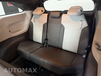 2023 Toyota Sienna XSE 7-Passenger 120.5" WB - miniatura 29