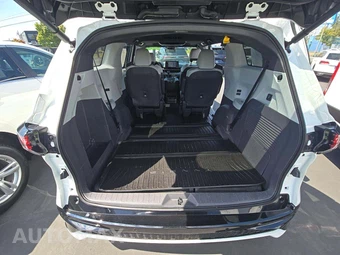 2023 Toyota Sienna XSE 7-Passenger 120.5" WB - miniatura 15