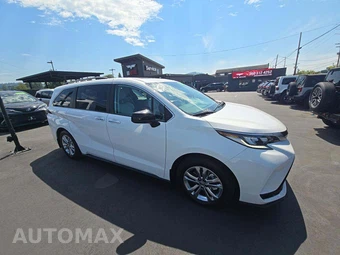 2023 Toyota Sienna XSE 7-Passenger 120.5" WB - miniatura 4