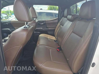 2023 Toyota Tacoma Limited Crew Cab Medium Bed - miniatura 13