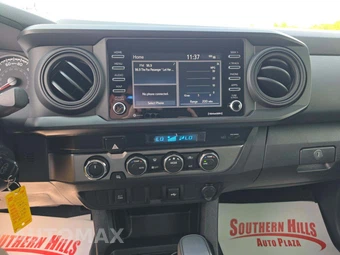 2023 Toyota Tacoma SR Crew Cab Medium Bed - miniatura 10