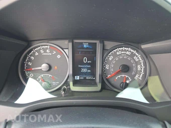 2023 Toyota Tacoma SR Crew Cab Medium Bed - miniatura 9