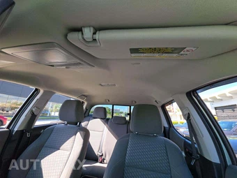 2023 Toyota Tacoma SR Crew Cab Medium Bed - miniatura 11