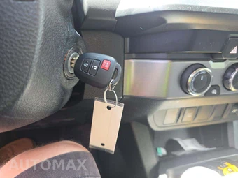 2023 Toyota Tacoma SR Crew Cab Medium Bed - miniatura 8