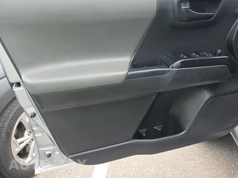 2023 Toyota Tacoma SR Crew Cab Medium Bed - miniatura 9