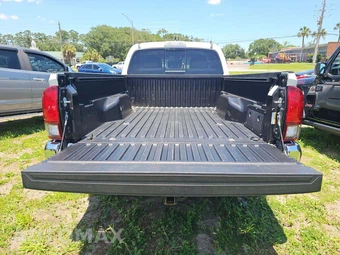 2023 Toyota Tacoma SR5 Crew Cab Long Bed - miniatura 14
