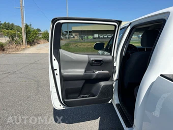 2023 Toyota Tacoma SR5 Crew Cab Long Bed - miniatura 15