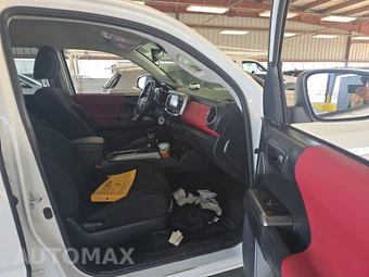 2023 Toyota Tacoma SR5 Crew Cab Medium Bed - miniatura 8