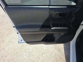2023 Toyota Tacoma SR5 Crew Cab Medium Bed - miniatura 9