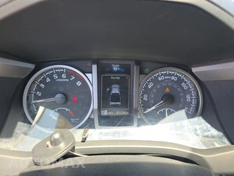 2023 Toyota Tacoma SR5 Crew Cab Medium Bed - miniatura 12