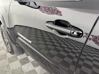 2023 Toyota Tacoma SR5 Crew Cab Medium Bed - miniatura 23