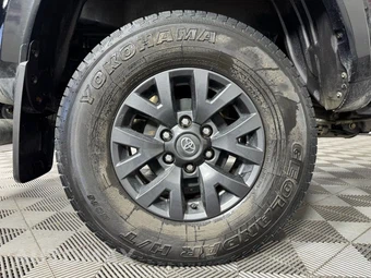 2023 Toyota Tacoma SR5 Crew Cab Medium Bed - miniatura 43