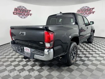 2023 Toyota Tacoma SR5 Crew Cab Medium Bed - miniatura 7