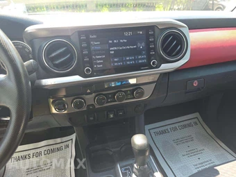 2023 Toyota Tacoma SR5 Crew Cab Medium Bed - miniatura 10