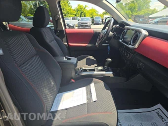2023 Toyota Tacoma SR5 Crew Cab Medium Bed - miniatura 18