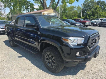 2023 Toyota Tacoma SR5 Crew Cab Medium Bed - miniatura 4