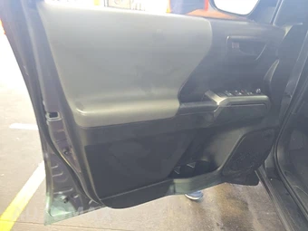2023 Toyota Tacoma SR5 Crew Cab Medium Bed - miniatura 9