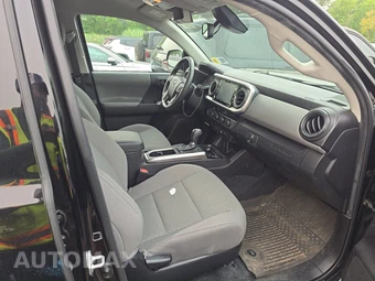 2023 Toyota Tacoma SR5 Crew Cab Medium Bed - miniatura 8