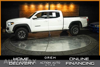 2023 Toyota Tacoma TRD Off-Road Crew Cab Long Bed - samochód z USA z aukcji Manheim, oferta Kup Teraz w AUTOMAX