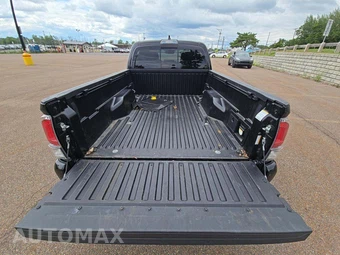 2023 Toyota Tacoma TRD Off-Road Crew Cab Long Bed - miniatura 14