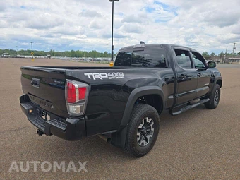 2023 Toyota Tacoma TRD Off-Road Crew Cab Long Bed - miniatura 3