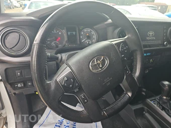 2023 Toyota Tacoma TRD Off-Road Crew Cab Medium Bed - miniatura 10