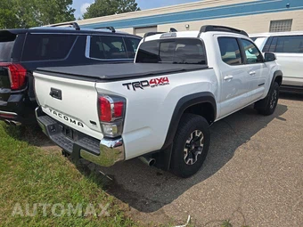 2023 Toyota Tacoma TRD Off-Road Crew Cab Medium Bed - miniatura 3