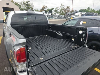 2023 Toyota Tacoma TRD Off-Road Crew Cab Medium Bed - miniatura 16