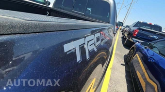 2023 Toyota Tacoma TRD Off-Road Crew Cab Medium Bed - miniatura 33