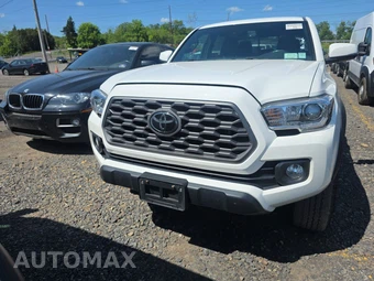 2023 Toyota Tacoma TRD Off-Road Crew Cab Medium Bed - miniatura 2
