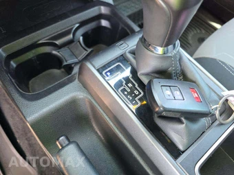 2023 Toyota Tacoma TRD Off-Road Crew Cab Medium Bed - miniatura 5