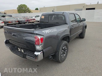 2023 Toyota Tacoma TRD Off-Road Crew Cab Medium Bed - miniatura 4