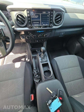 2023 Toyota Tacoma TRD Off-Road Crew Cab Medium Bed - miniatura 10