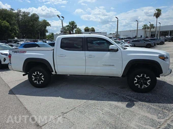 2023 Toyota Tacoma TRD Off-Road Crew Cab Medium Bed - miniatura 4